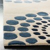 Soho SOH788 Hand Tufted Indoor Rugs - Safavieh - 2 of 3