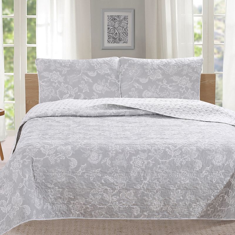 Great Bay Home All-Season Reversible Quilt Set With Shams, 4 of 6