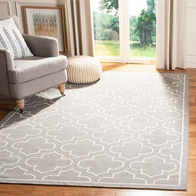 Modern Handwoven Geometric Wool Rug in Grey/Ivory, 6' x 9'