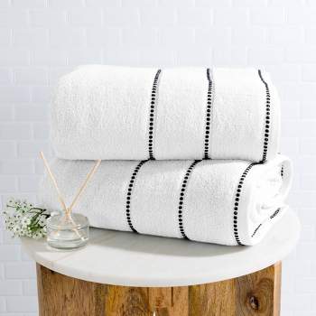 BVOGOS Sets of 2 Black and White Hand Towels for Bathroom Damask Floral  Bath Towel Decorative Towels 30x15 Soft Absorbent Fingertip Towels Black  and