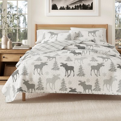 Great Bay Home Rustic Lodge Reversible Quilt Set With Shams