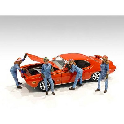 Retro Female Mechanics Figurines 4 piece Set for 1/18 Scale Models by American Diorama