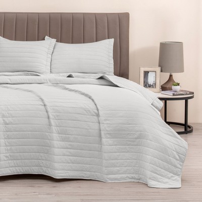 Great Bay Home Channel Stitch Modern Ribbed Reversible Quilt Set With Shams