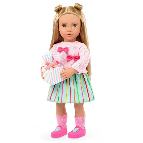 Muñeca Our Generation Kat de 18" Posable con Libro de Cuentos y Accesorios de Comida de Juguete 2