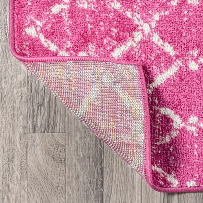 Fuchsia Ivory Trellis 5' x 8' Reversible Washable Rug