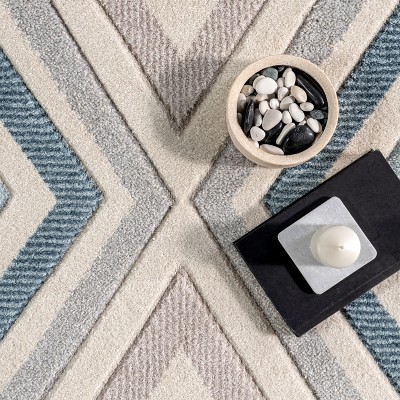 Blue Chevron Pattern Stain-Resistant Runner Rug