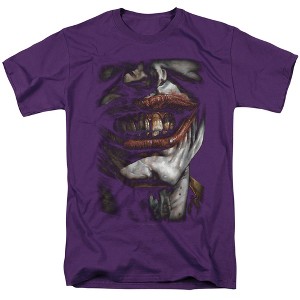 Men's Batman Smile Of Evil T-Shirt - 1 of 4