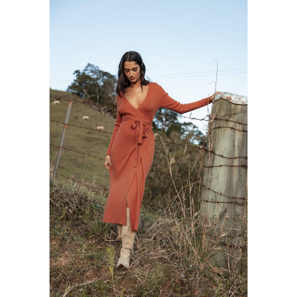 Kellan Wrap Midi Dress - thumbnail 4
