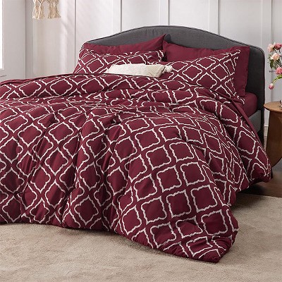 Hub Styler Queen Quatrefoil Lightweight Bedding Set