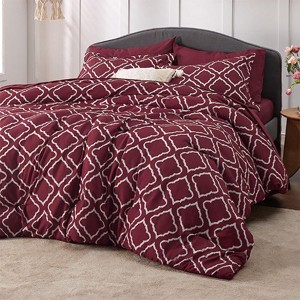 Hub Styler Queen Quatrefoil Lightweight Bedding Set - 1 of 4