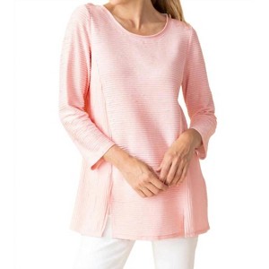 Women's Ripple Effect Chelsea Tunic - habitat - 1 of 4