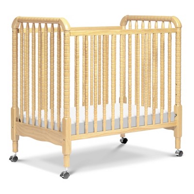 DaVinci Jenny Lind 3-in-1 Convertible Mini Crib - Natural