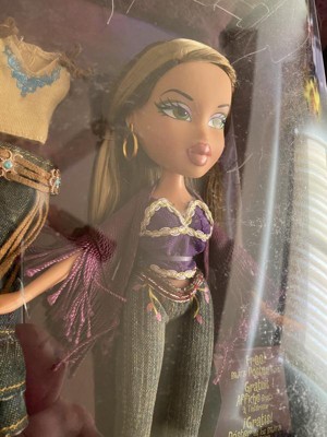 Bratz Original Fashion Doll Fianna Series 3 W/ Outfits & Poster