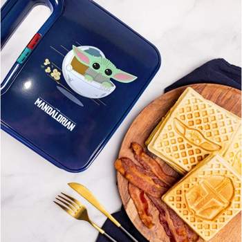 Waffle Wow! Animal Mini Waffle Maker- Makes 7 Fun, Different Shaped Waffles  Including a Cat, Dog, Reindeer & More