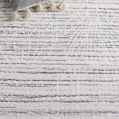 Ivory and Gray Hand-Tufted Wool and Synthetic 3' x 5' Rug