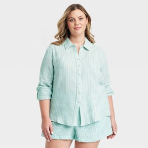 Women's Gauze Long Sleeve Collared Button-Down Shirt - Universal Thread™ - 1 of 3