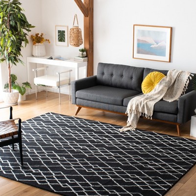 Black and Ivory Hand-Tufted Wool 8' x 10' Area Rug