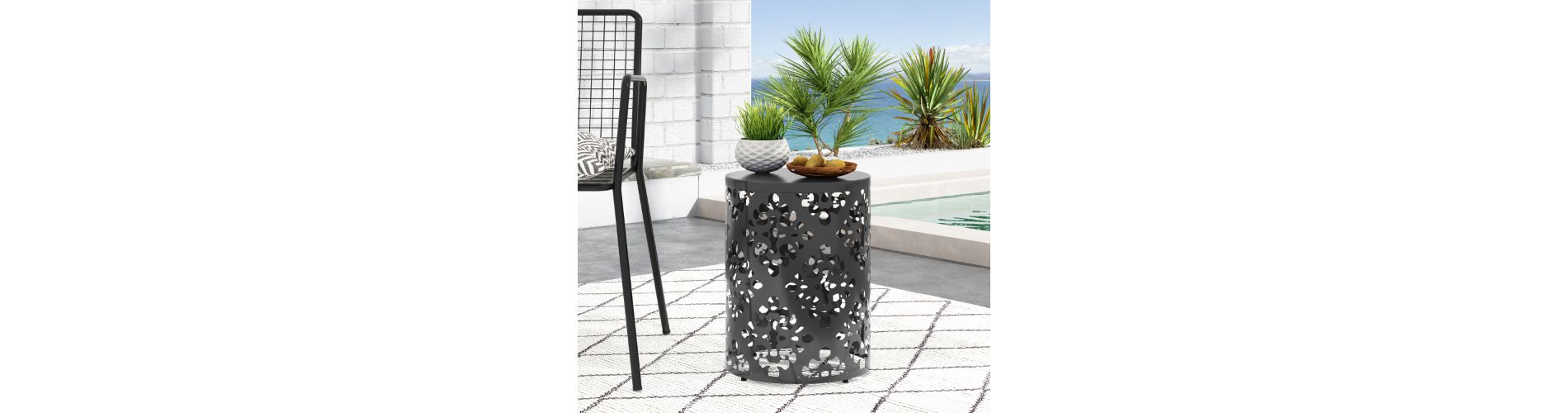 Lyngins Black Iron Patio Side Table with Floral Cut Design, Cylindrical Outdoor End Table, Iron-cut Outdoor End Table for Patio