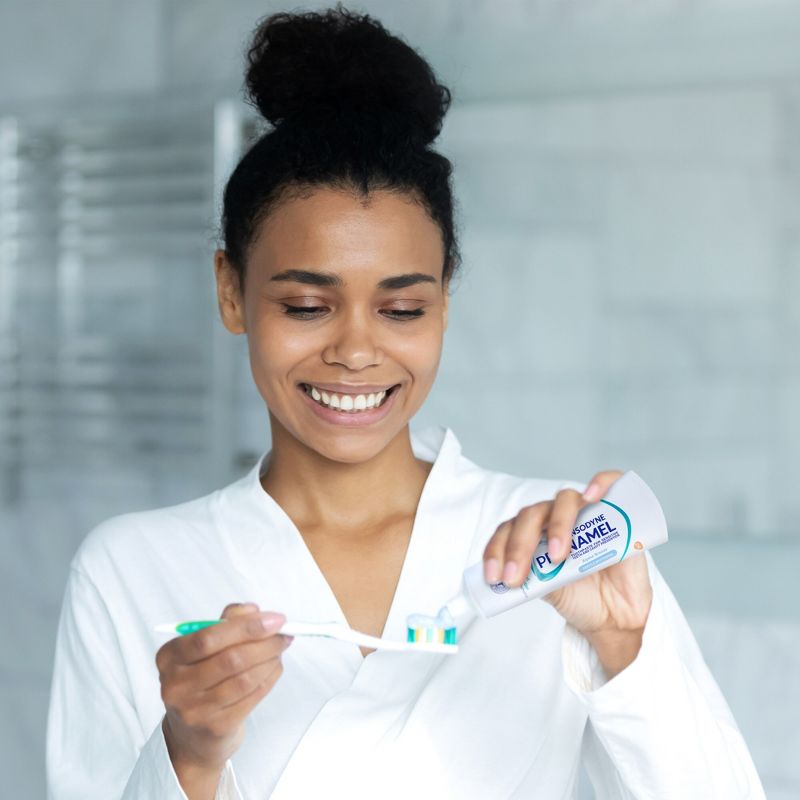 Sensodyne ProNamel Gentle Whitening Toothpaste for Sensitive Teeth, 3 of 13