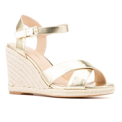 Fashion To Figure Women's Irene Wedge - Wide Width - 8, GOLD