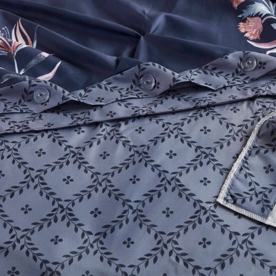 Navy Cotton Pintuck Floral King/Cal King Bedspread Set