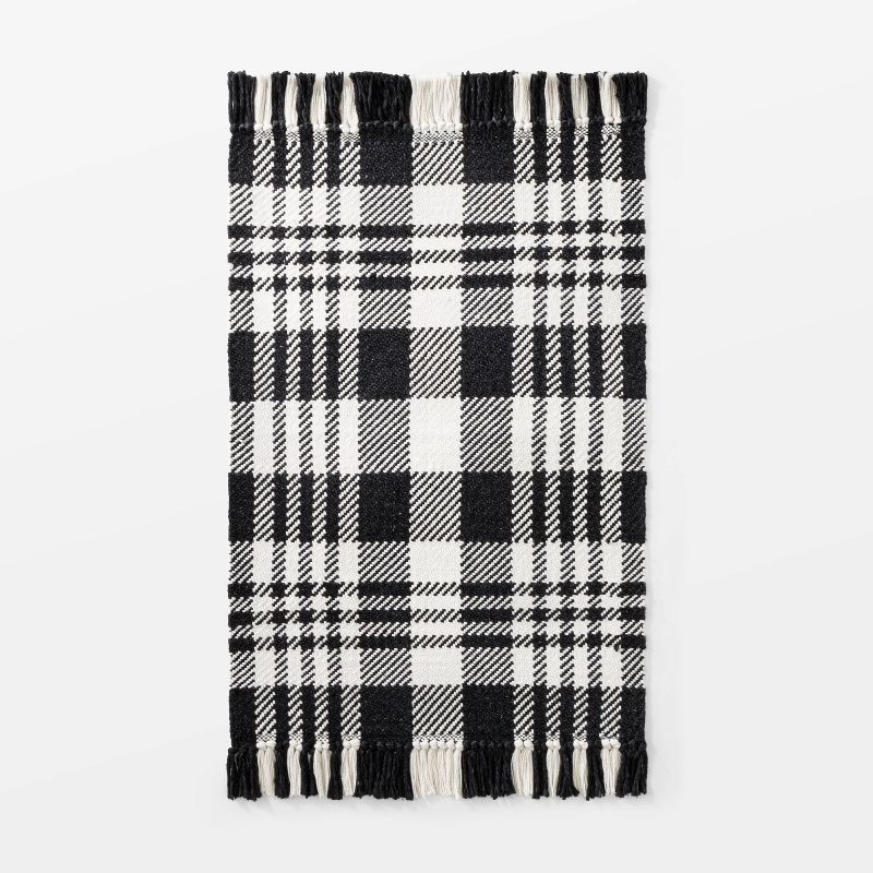 2&#39;1&#34;x3&#39;2&#34; Indoor/Outdoor Scatter Plaid Rug Black - Threshold&#8482; designed with Studio McGee, 1 of 11