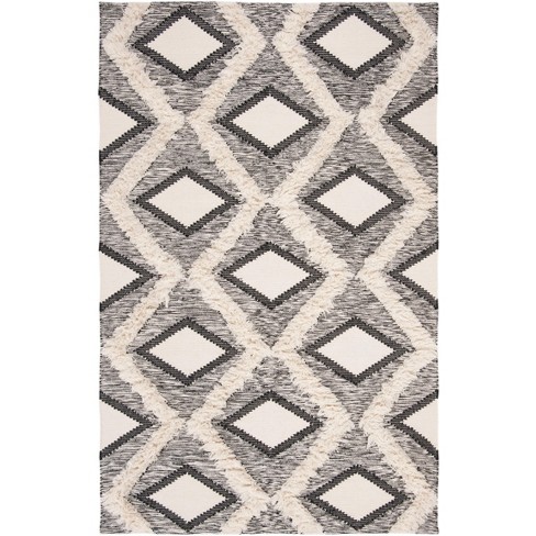 Kenya KNY454 Hand Woven Rugs - Safavieh - image 1 of 4