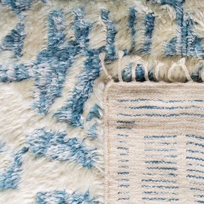 Ivory and Blue Hand-Knotted Wool Viscose 8' x 10' Rug