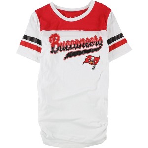 Touch by G-III Womens Tampa Bay Buccaneers Graphic T-Shirt - 1 of 3
