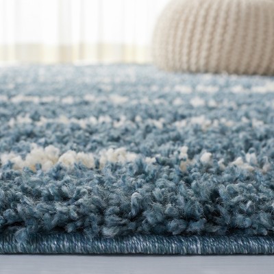 Turquoise and Ivory Rectangular Shag Rug - 5'3" x 7'6"