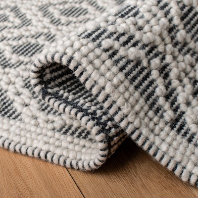 Ivory Coast Artisan 6' Square Hand-Tufted Wool Rug