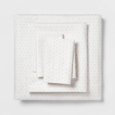 SET OF 6 - STONE WASHED LINEN NAPKINS // OLIVE + WHITE TRIM Cloth Napkins  by Cassandra Stearns