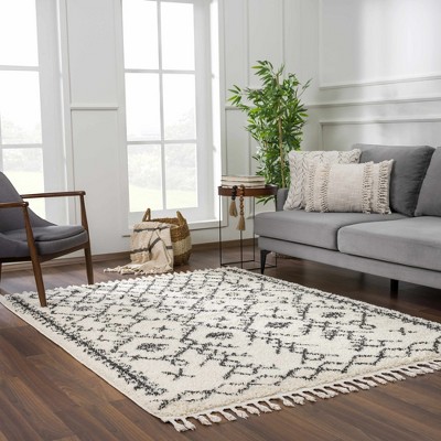 Godalming Charcoal and Beige Plush Polypropylene Area Rug