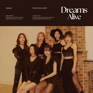 Dreamnote - Dreams Alive (incl. 76pg Photobook, 2 Photocards + Postcard) (CD) - 1 of 1