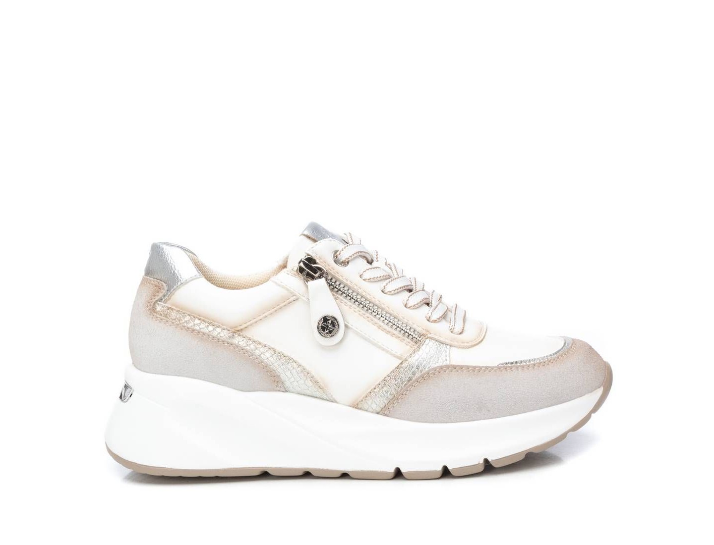 Женские кроссовки XTI Fashion Casual Sneakers with side zipper 143896 White, цвет: Белый — фото 1