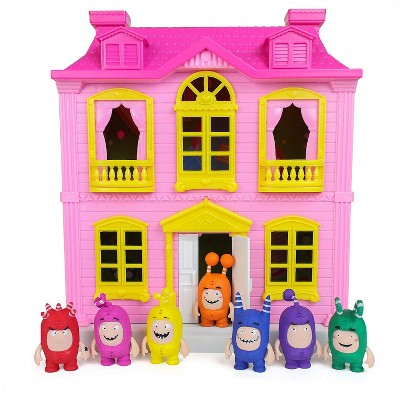 Oddbods Pink and Yellow House Playset for Kids - Features Indoor and Outdoor Spaces with Furniture and 7 Detailed Oddbods Figurines, Ages 3+