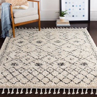 Luxor Black Geometric Braided Shag Rug 47" x 8"