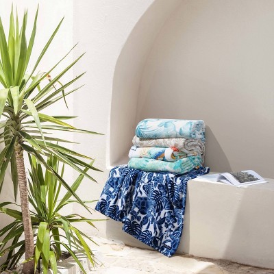 Waimea Bay Green Ultra Soft Plush Fleece Throw Blanket 50" x 70"