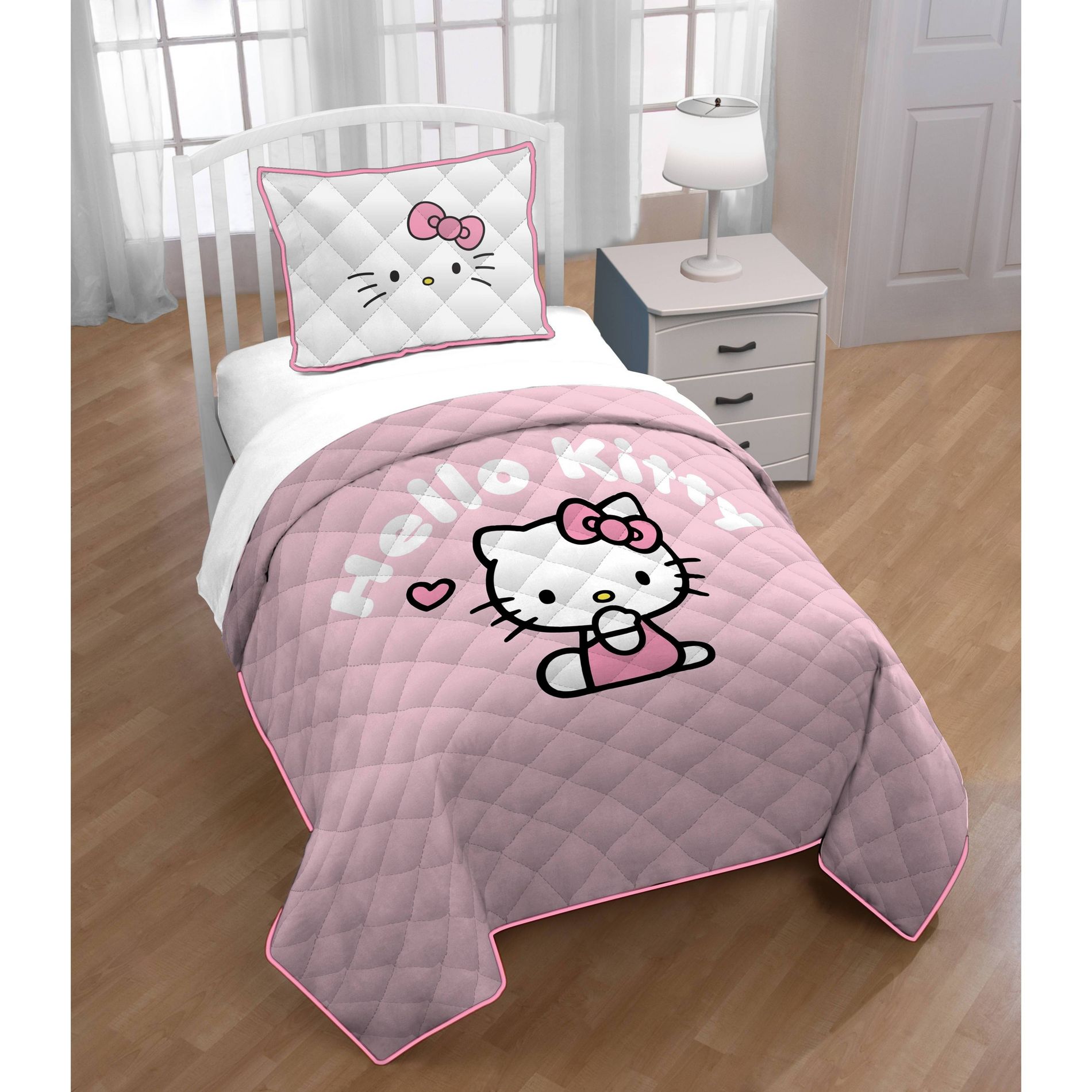 Hello Kitty Stripes and Hearts Twin Kids' Quilt and Sham Set