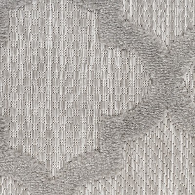 Silver Grey Trellis Synthetic 4' x 6' Easy-Care Area Rug