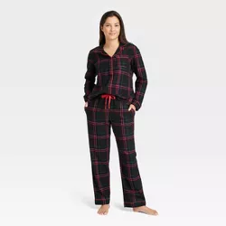 Women's Perfectly Cozy Flannel Pajama Set - Stars Above™ Black M