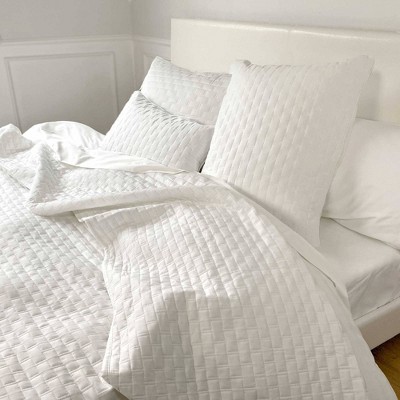 Snow White Bamboo Cotton Quilted Queen Coverlet Set