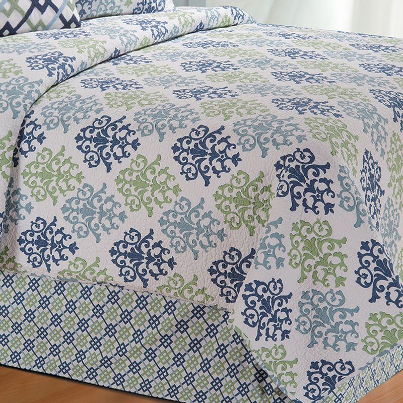 C&F Home Shabby Chic Blue Quilt, 3 of 4