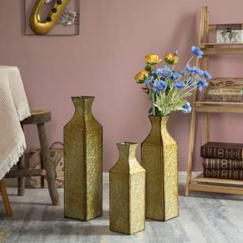 Uniquewise Decorative Antique Style Metal Bottle Shape Gold Floor Vase for Entryway, Living Room or Dining Room, Centerpiece, Elegant Statement Piece