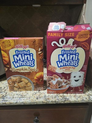 Kellogg's Frosted Mini-Wheats Breakfast Cereal, Original, 24oz Box, 1 Box