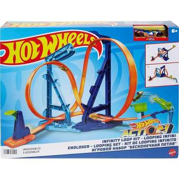Mattel Hot Wheels 5 Lane Collapsible Roll Out Raceway Track Set, Multicolor  