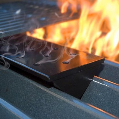 Charcoal Companion Large Black Nonstick Metal V-Shaped Smoker Box