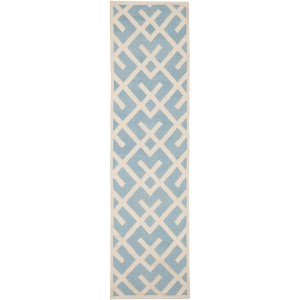 Dhurries DHU552 Hand Woven Flat Weave Indoor Rugs - Safavieh - 1 of 4
