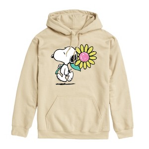 Men's - Peanuts - Snoopy With Daisy Graphic Fleece Pullover Hoodie - 1 of 4