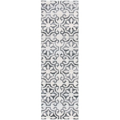 Isabella ISA956 Power Loomed Rugs - Safavieh